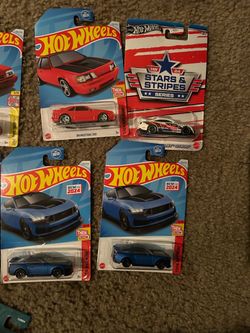 Hot wheels ford mustangs