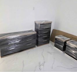 Dresser, chest and 2 nightstands - Cómoda, Gavetero y 2 mesitas de noche