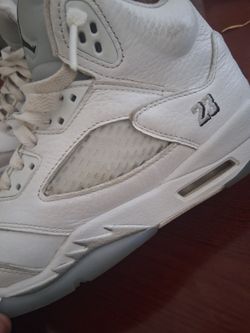 White jordan 5s