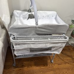 Changing Table Foldable 