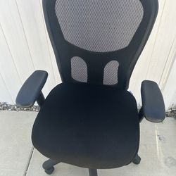 Adjustable office chair