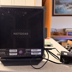 NETGEAR - AC1900 - Cable Modem Router