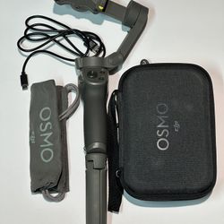 DJI Osmo Mobile 3 Combo