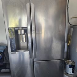 LG , Refrigerator 