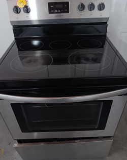 Frigidaire Stainless Electric Stove – Glass Top 30"