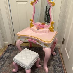 Disney Little Girls Vanity Set 
