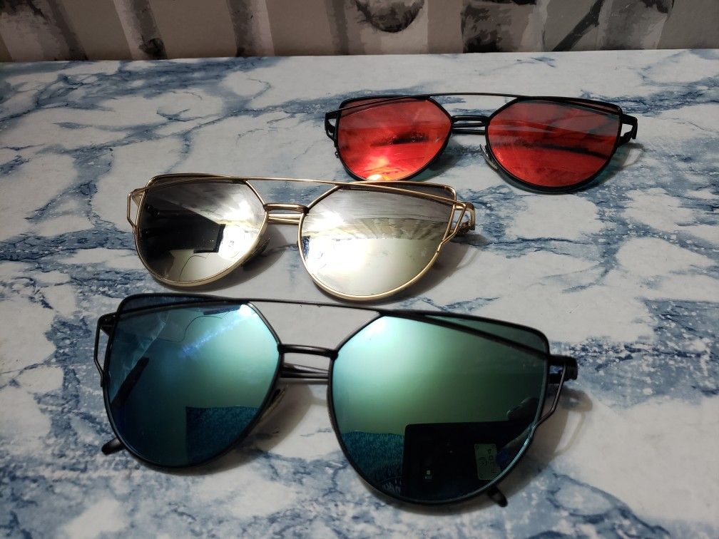 3 pair of Oversized Frame Cat Eye Sunglasses