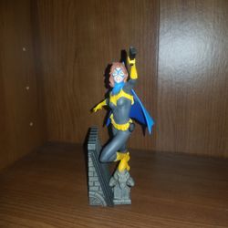 DC Collectibles Batfamily:  4in Batgirl Statue