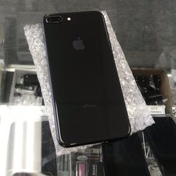 iPhone 8 Plus 64GB Unlocked Excellent Condition