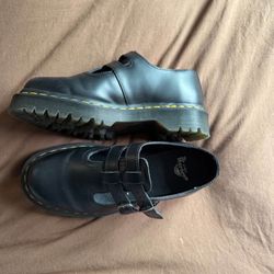 Dr Martens Platform Mary Jane’s