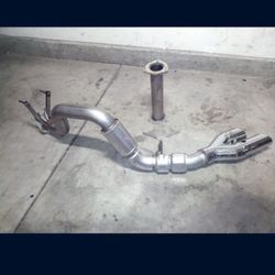 New 2023 Ford F-250 Exhaust.