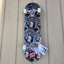SANTA CRUZ SKATEBOARD SIZE 8.50 