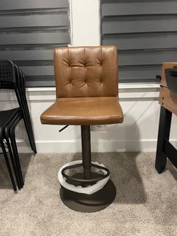 Bar stool