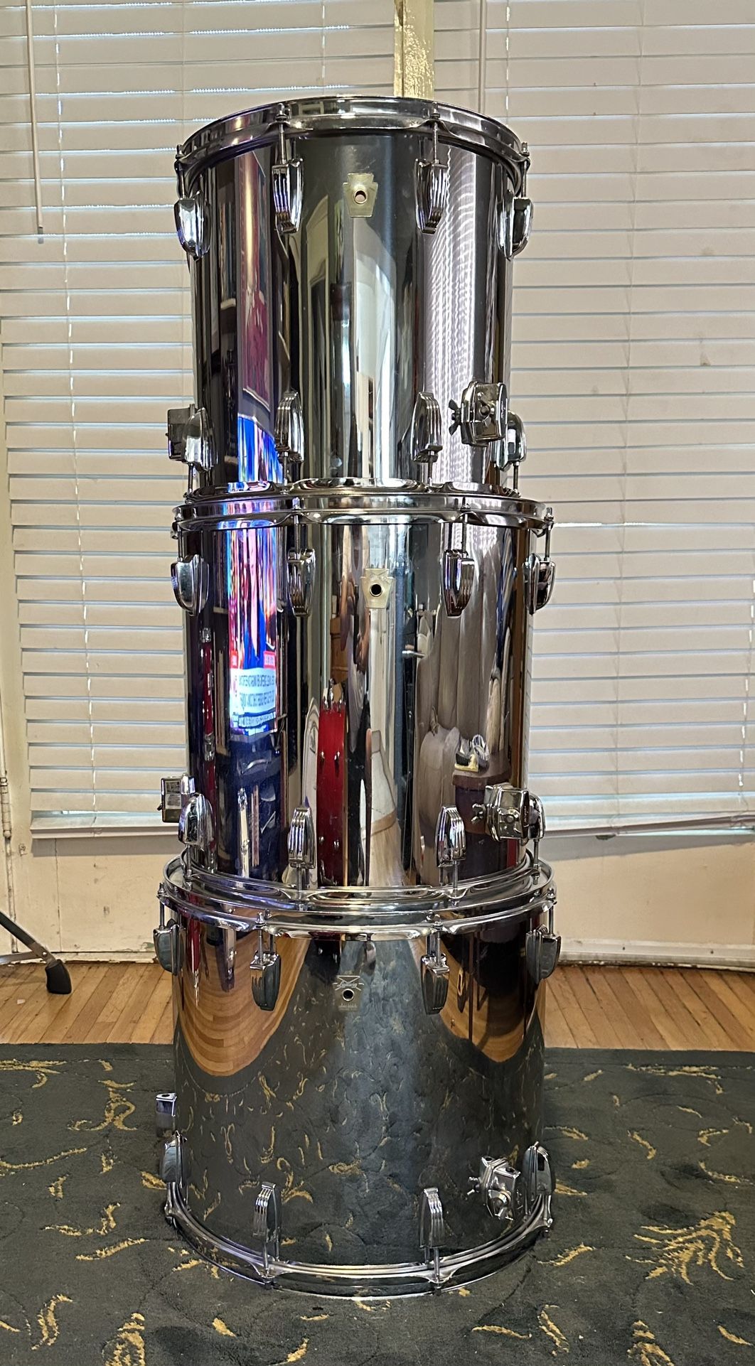 Ludwig Chrome Over Wood Floor Tom Drums Mid 80's for Sale in Los ...