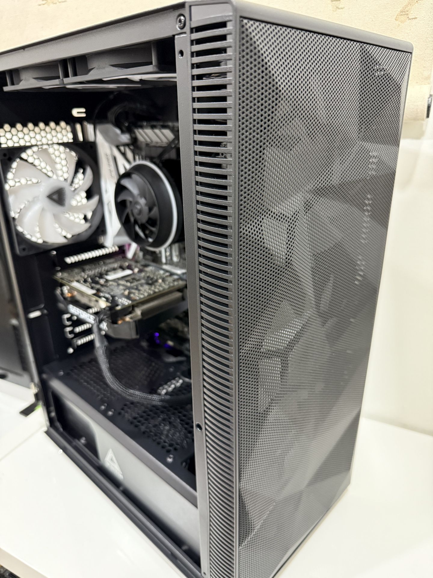 Custom Gaming PC i7 1660 Super