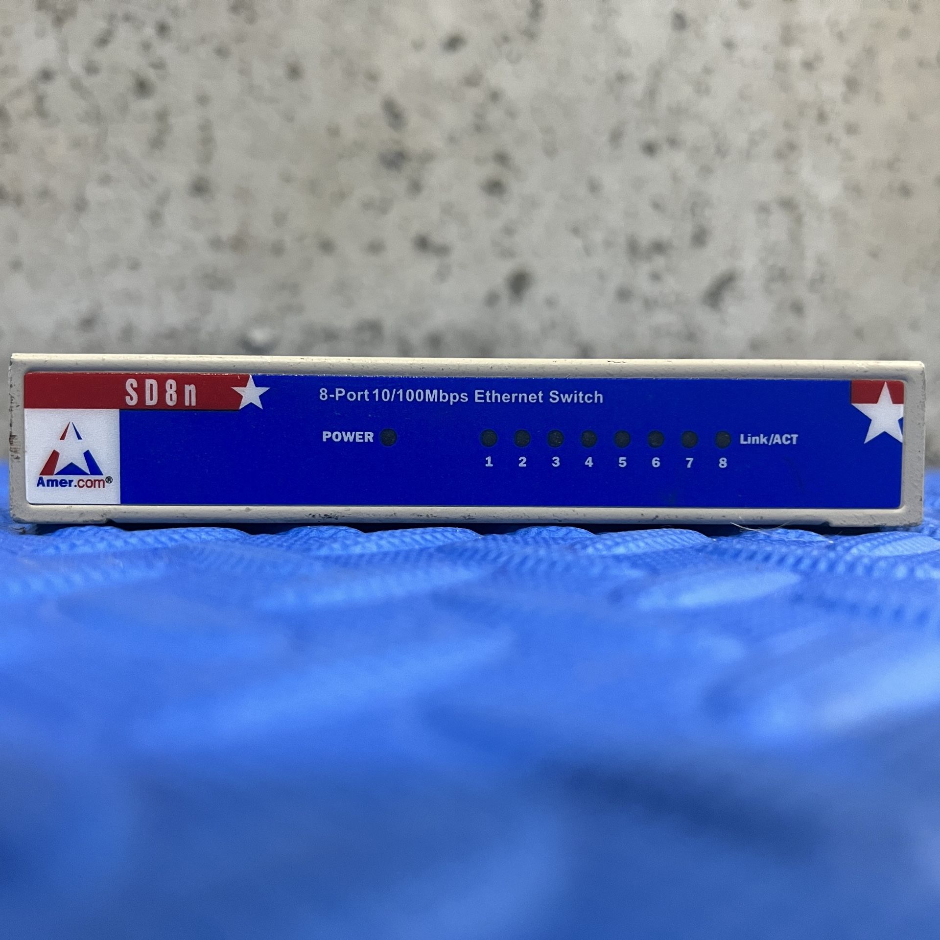 ★ AmerCom SD8n 10/100 Ethernet Switch ★
