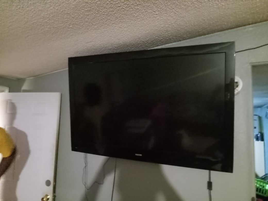 50 In Flat Screen With Mount 
