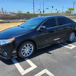 2013 Toyota Camry $6500 Firm/Firme