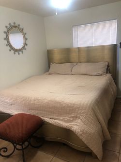 King size bed