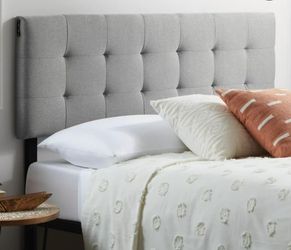 NEW Full Size Headboard W USB