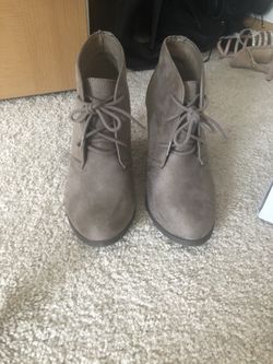 Ankle boots cute wooden heal