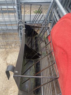 Hanging Feeder