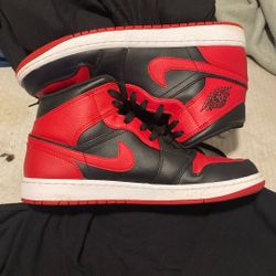 Jordan One Mid Banned