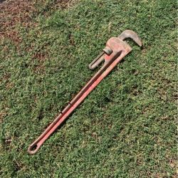 Rigid 36 inch wrench