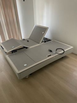 Sleep Number adjustable split king bed base.