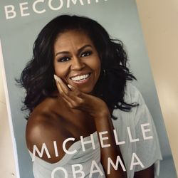 Becoming Hardcover Book Michelle Obama Like New 