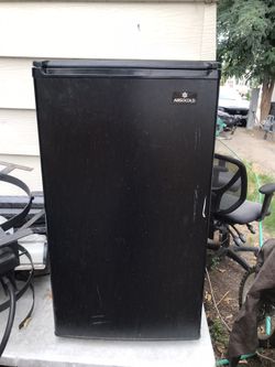 Mini Fridge
