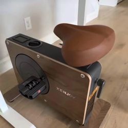 XENJOY Cube Cycle – Like New