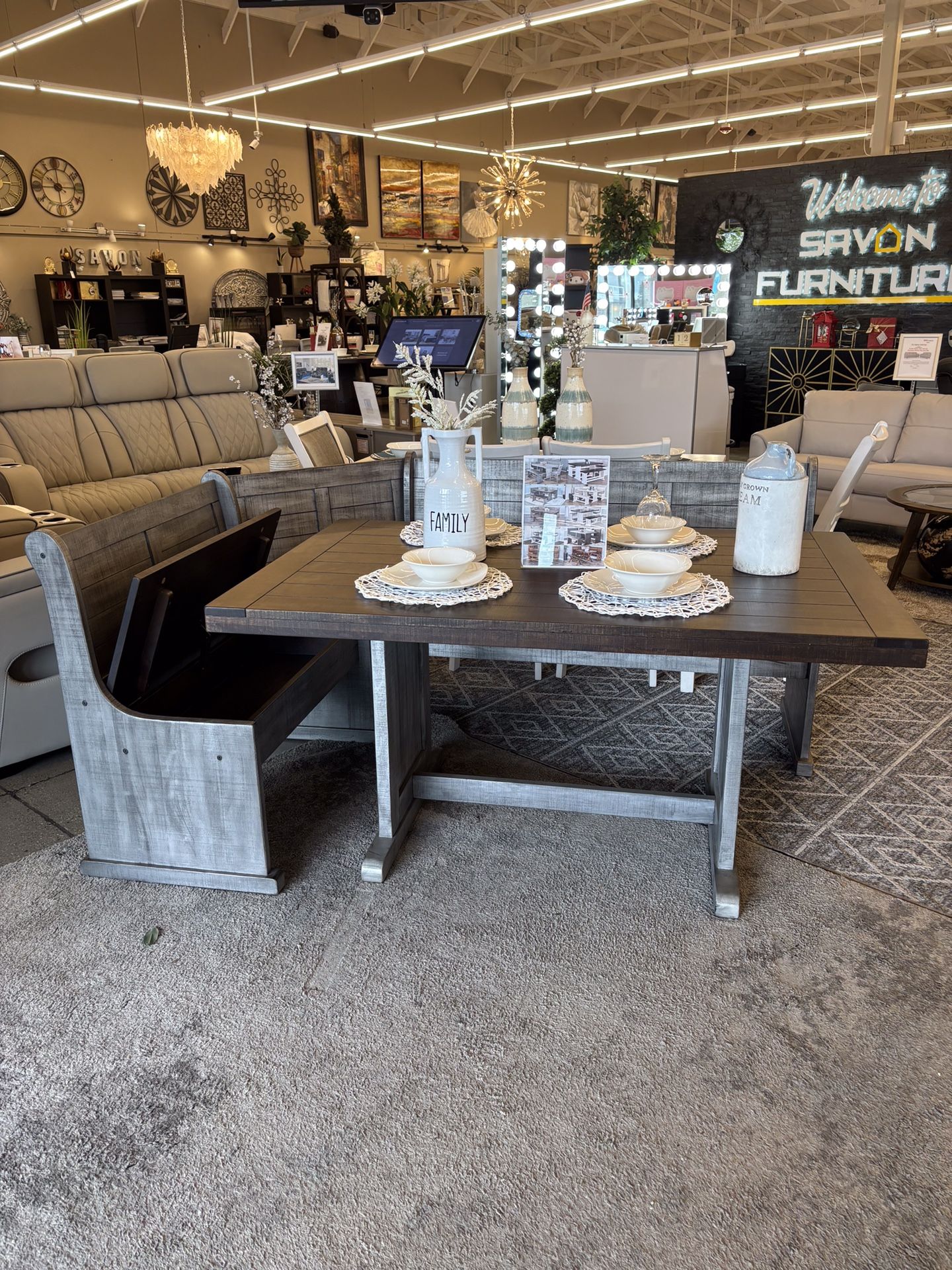 Beautiful Breakfast Nook