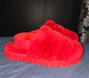 Red UGGs super fluff slippers