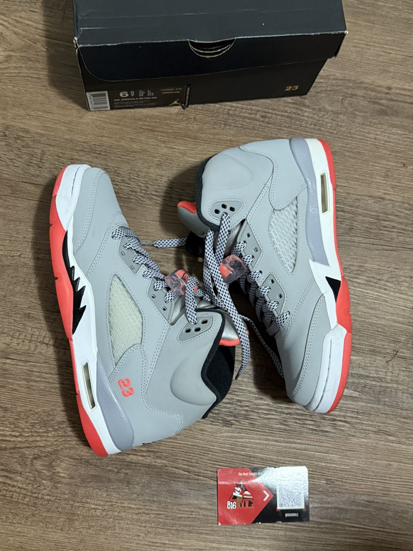 Air Jordan 5 Hot Lava