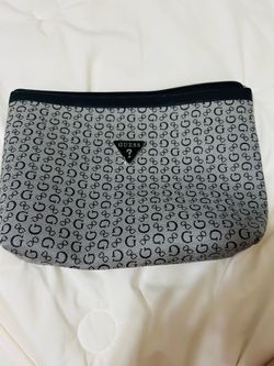 Guess Logo Print Makeup Pouch / Bag – New
