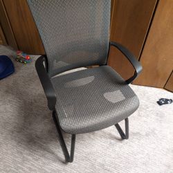 Amazon Basics Desk Chair 