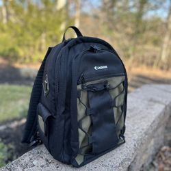 Canon Deluxe Camera Backpack