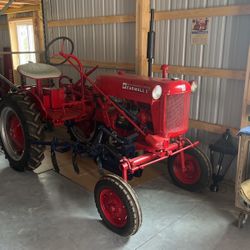 Farmall Cub