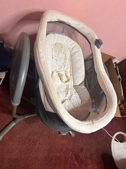 Graco DuoGlider Bassinet