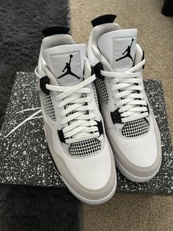 Jordan 4 Military black size 12