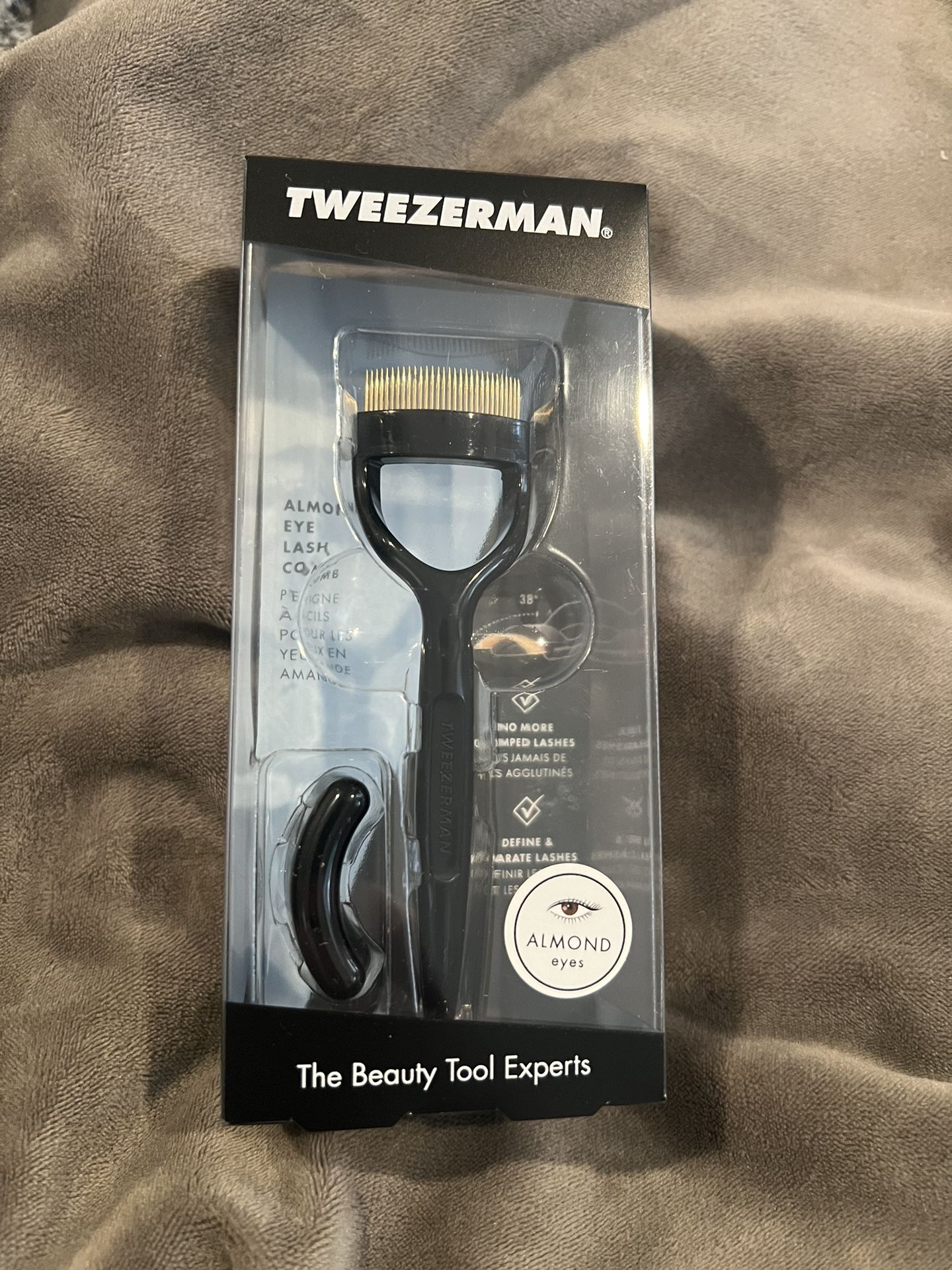 Tweezerman Almond Eye Lashcomb