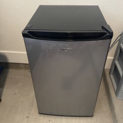 Whirlpool Mini Refrigerator