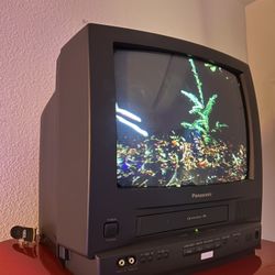  13" Panasonic TV-VCR/VHS Retro Gaming