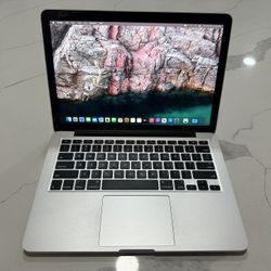 Nice MacBook Pro 13” 2.7Ghz 8GB RAM Monterey OS