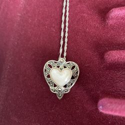 BEAUTIFUL STERLING 925 SILVER HEART NECKLACE 