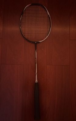 Yonex duora Z Strike