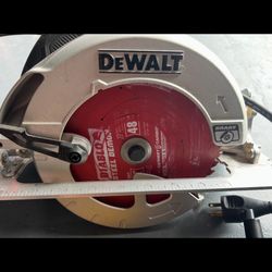 DeWalt Circular Saw