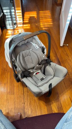 Nuna Pipa Infant Car Seat