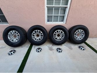 Chevy 2500 Rims and tires